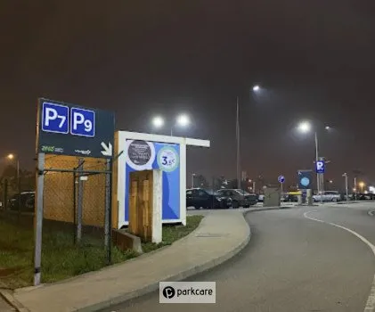 P7 Low Cost Aeropuerto Oporto imagen 3